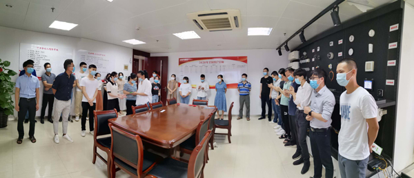 邁世機(jī)房監(jiān)控晨會