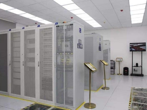 鐵路車站機房集中監(jiān)控系統(tǒng)，你們有方案和案例嗎？